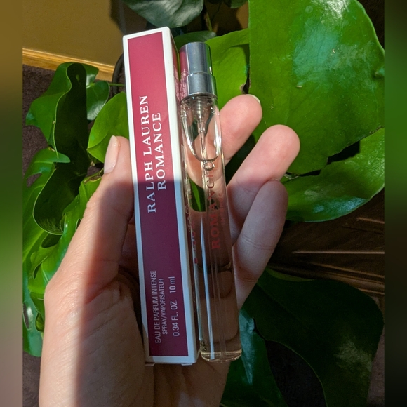 Ralph Lauren Romance Intense - Picture 8 of 12